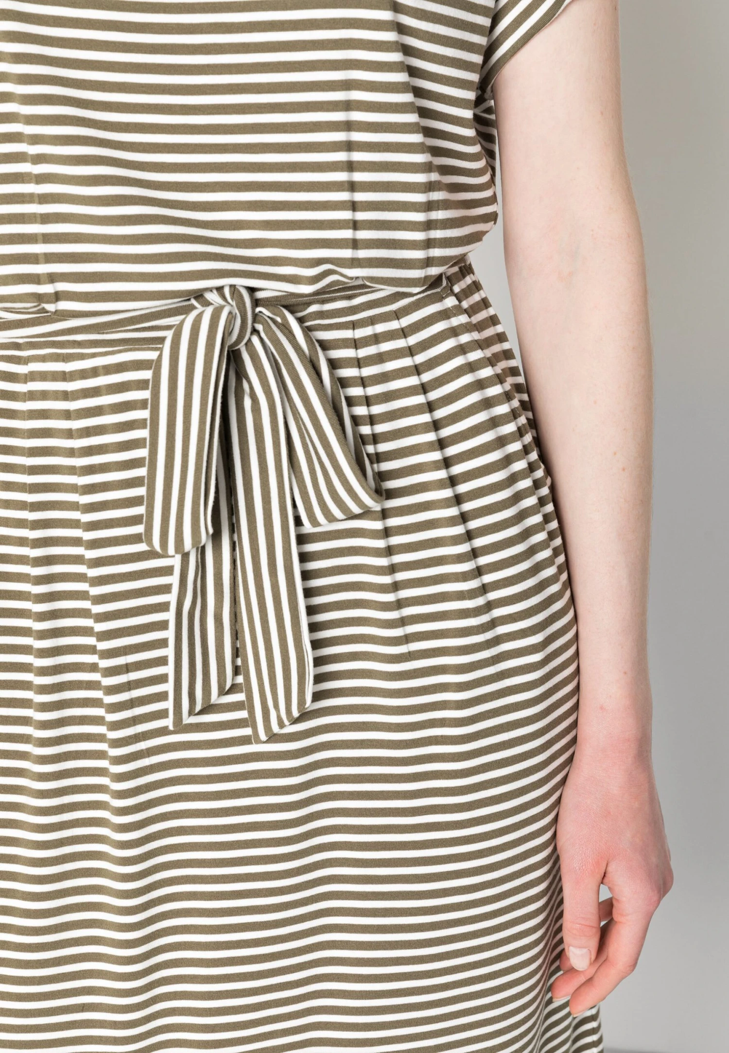 Tom Tailor Striped Dress - Jurk - Olive Offwhite 7 Tom Tailor Striped Dress - Jurk - Olive Offwhite - Afbeelding 5