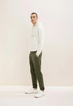 Tom Tailor Regular Fit Mit Aufgesetzten- Cargobroek - Deep Forest Green -Tom Tailor Winkel f3ee4c9dd91c4904861e6fd07b2dba62
