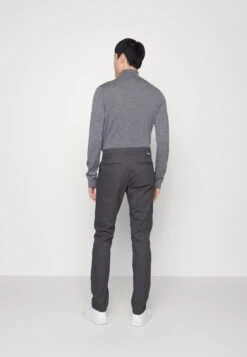 Tom Tailor Washed Slim - Chino - Tarmac Grey -Tom Tailor Winkel fe479a7042a24259928d0ec0a8140f45